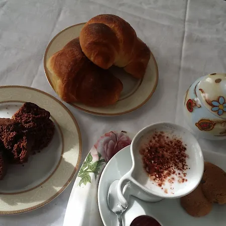 فندق مبيت وإفطار A Casa Di Grazia 3*